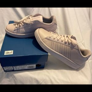 K-Swiss Gray Lilac Court Casper Women’s Size 7